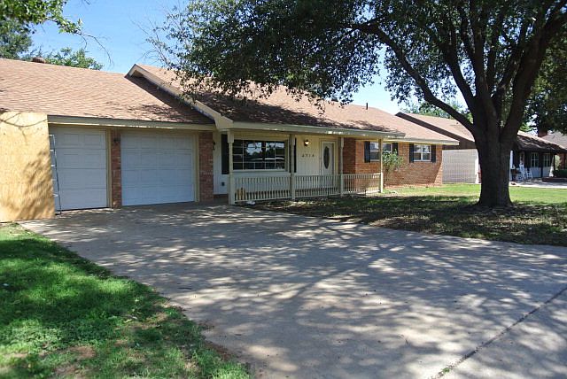 1st image of 2718 Tanglewood Ln