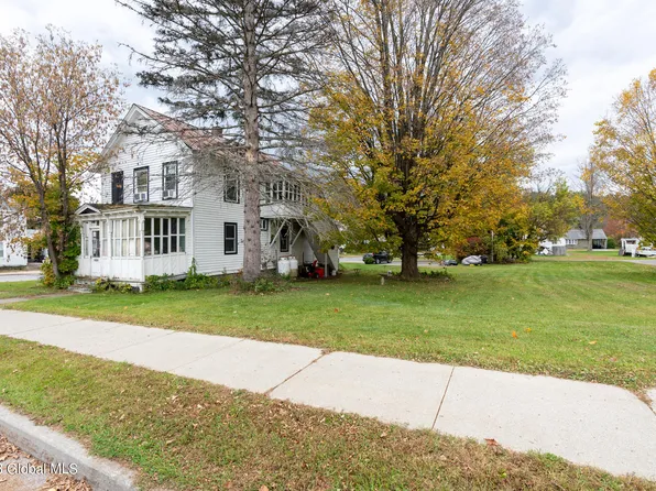 422 Oak Street, Corinth, NY 12822