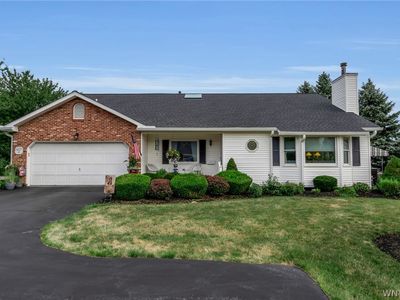 6025 Quaker Hollow Cres APT 4, Orchard Park, NY, 14127