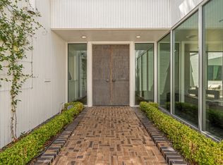 602 Roaring Springs Rd, Fort Worth, TX 76114