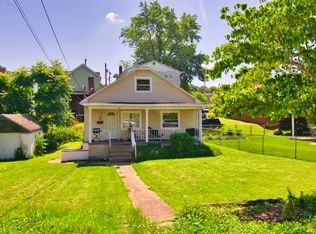 22 Robinson St, New Kensington, PA 15068