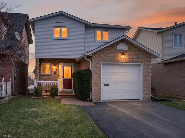 3130 Driftwood Dr, Burlington, ON L7M 3E1