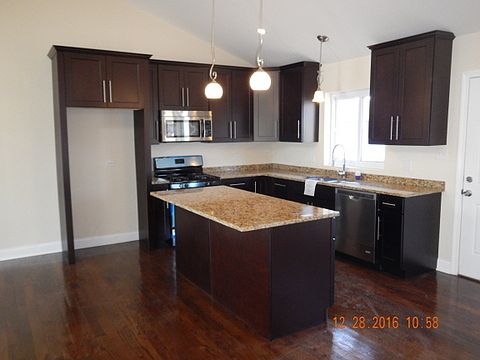 4th image of 20140 Cypress Ave