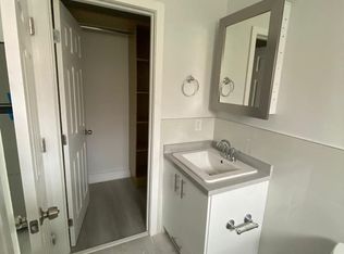 906 N Riverside Dr APT 7, Pompano Beach, FL 33062