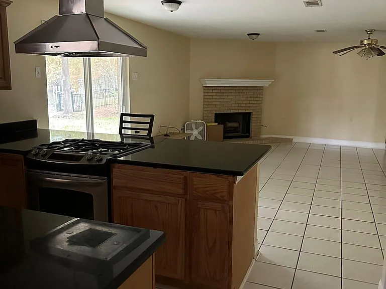617 Legendre Dr — Photo 8