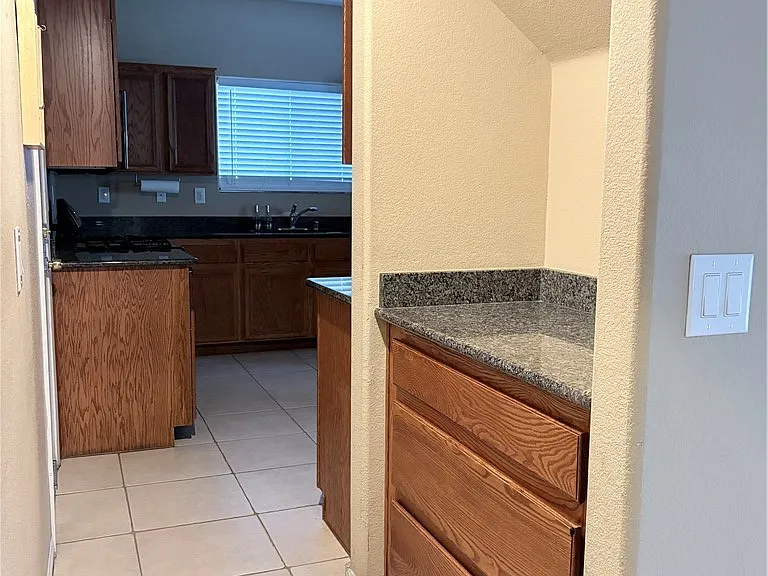 5014 Golden Antelope Way — Photo 9