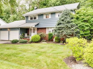 55 Fairmount Ave, Edison, NJ 08820