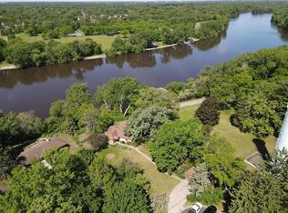 180 Talmadge Way NE, Fridley, MN 55432