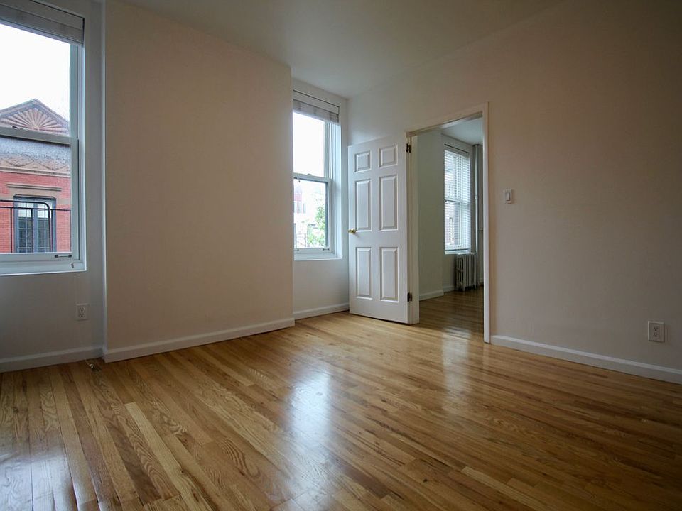 1st image of 90 Bedford St APT 3B