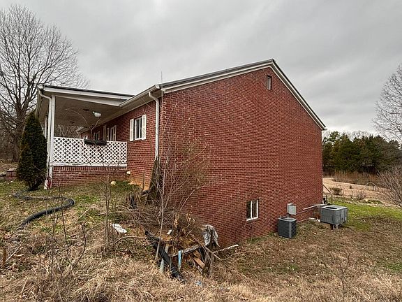 3rd image of 1560 Wilborne Rd