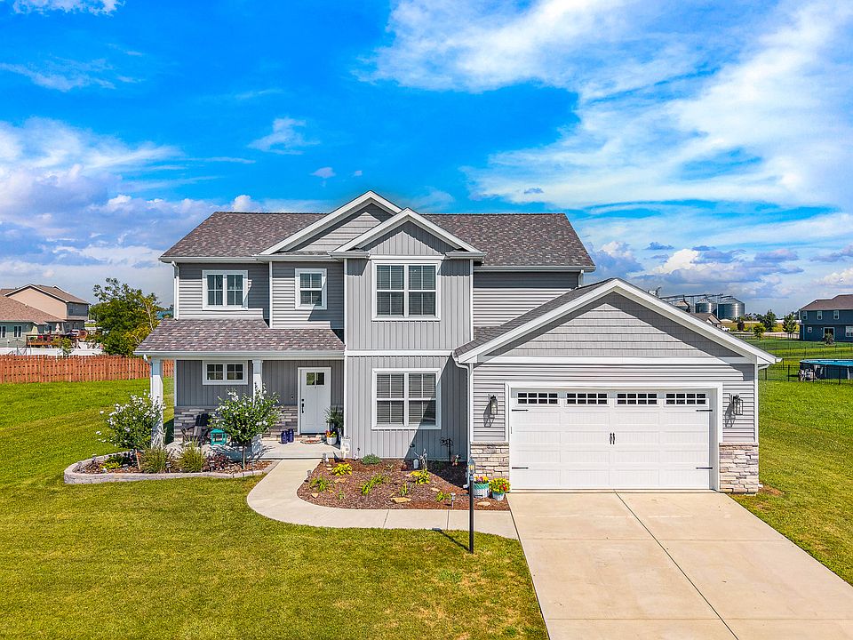 1st image of 520 Prairie Meadows Dr