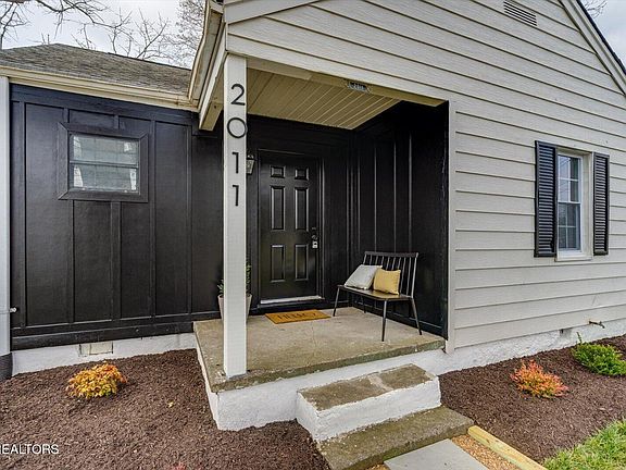 3rd image of 2011 Prigmore Rd