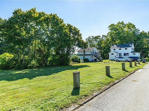 2nd image of 80 Carder Rd