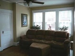 7 Longwood Dr, Methuen, MA 01844