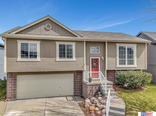 5817 S 186th Ave, Omaha, NE 68135