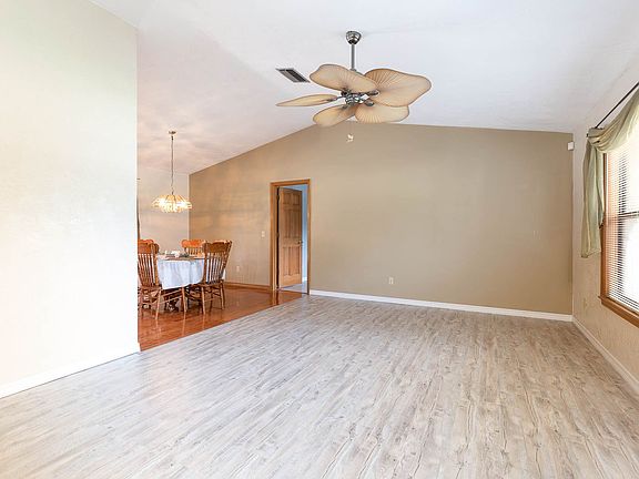 5th image of 768 Briarcliff Dr