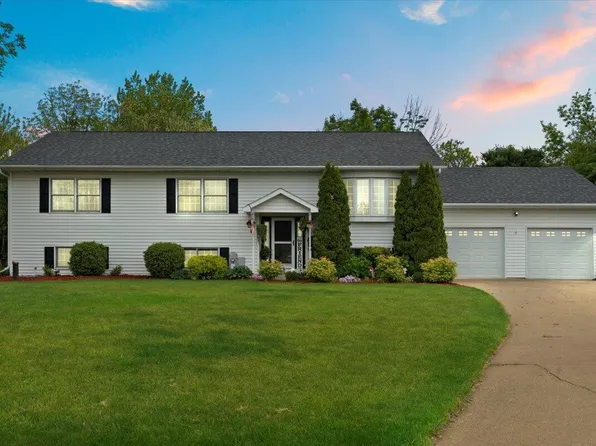 207 Christie COURT, Twin Lakes, WI 53181