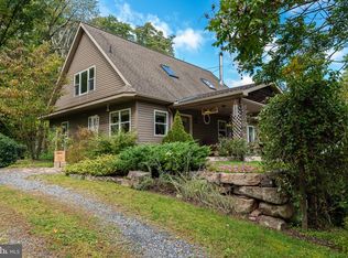 73 Woods Rd, Klingerstown, PA 17941