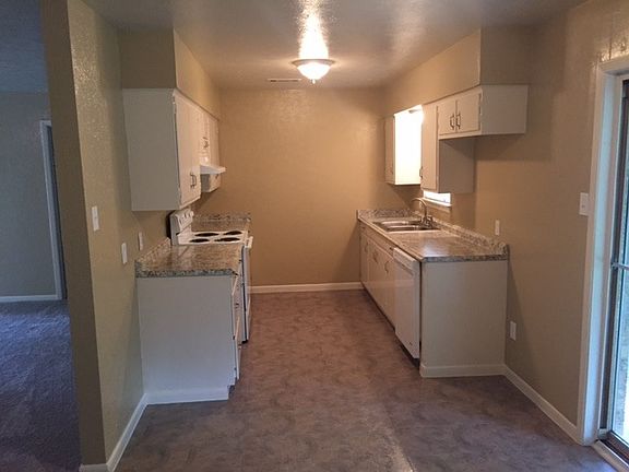 2nd image of 506 Deerwood Dr