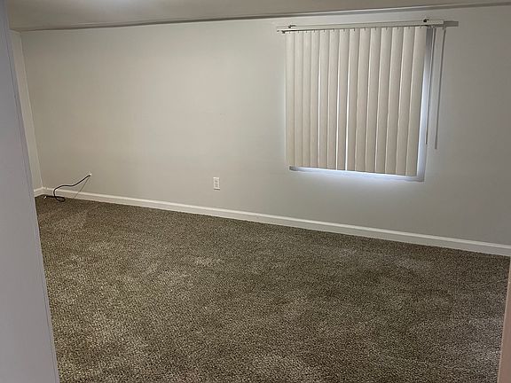 5th image of 29450 Everett St