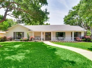 10404 Carry Back Cir, Dallas, TX 75229