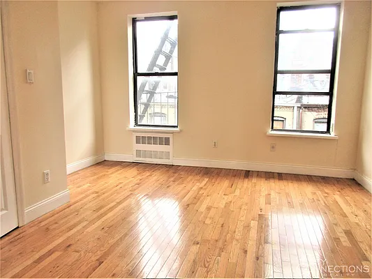 Rented by City Connections Realty | media 19