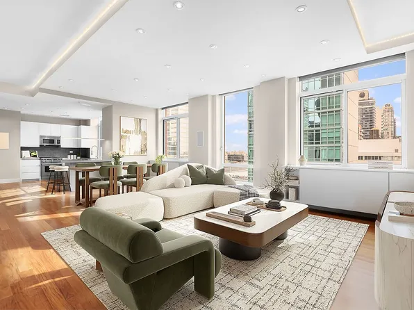 212 E 57th St APT 21A, New York, NY 10022