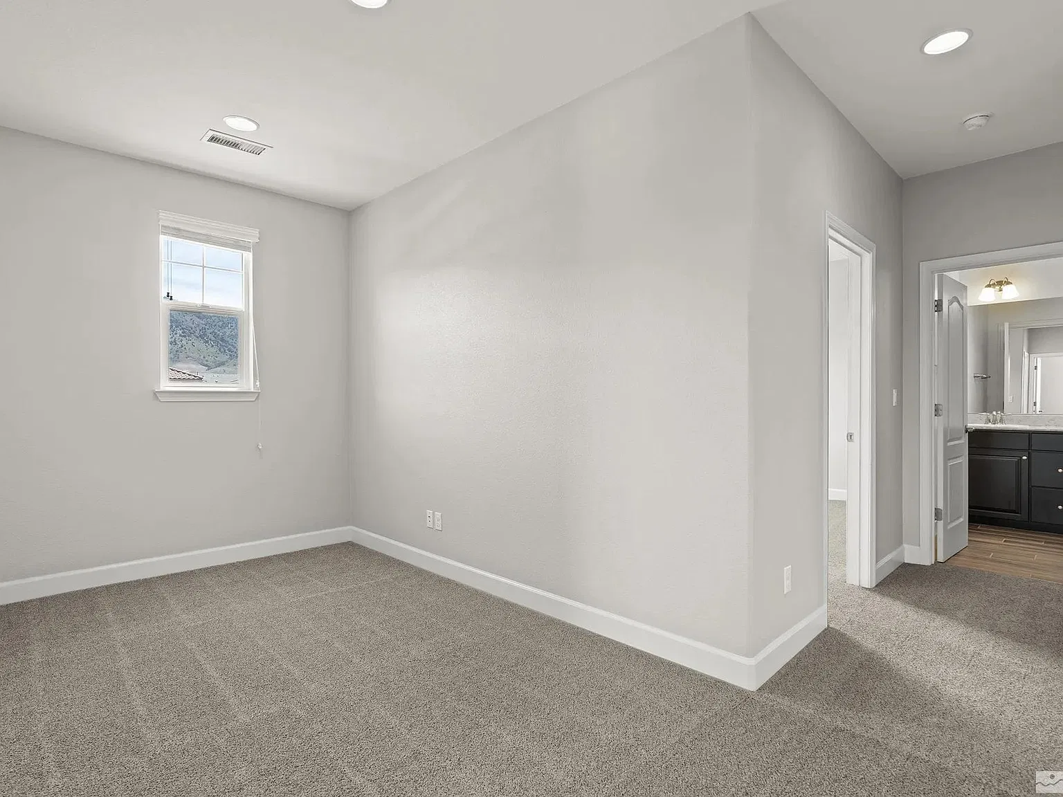 10603 Washington Park Ct — Photo 2