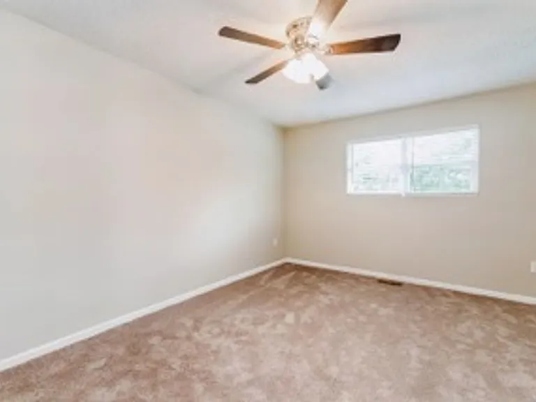 525 Stinson Dr #A9 — Photo 7