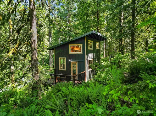51818 S Riverside Road, Gold Bar, WA 98251