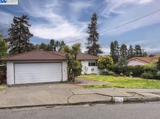 21519 Knoll Way, Hayward, CA 94546