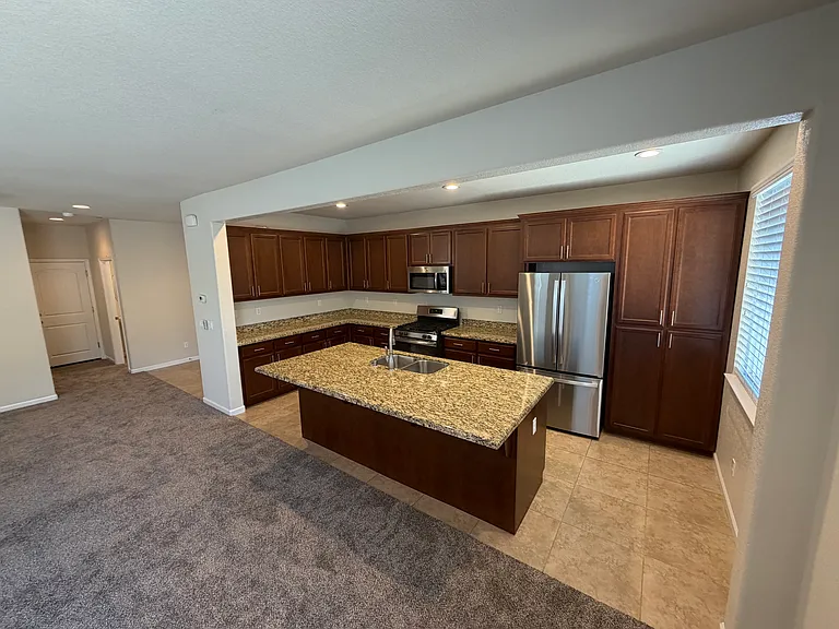 3913 Purple Finch Ln — Photo 34