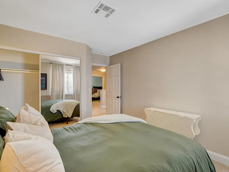 9205 Sandy Shores Dr — Photo 51