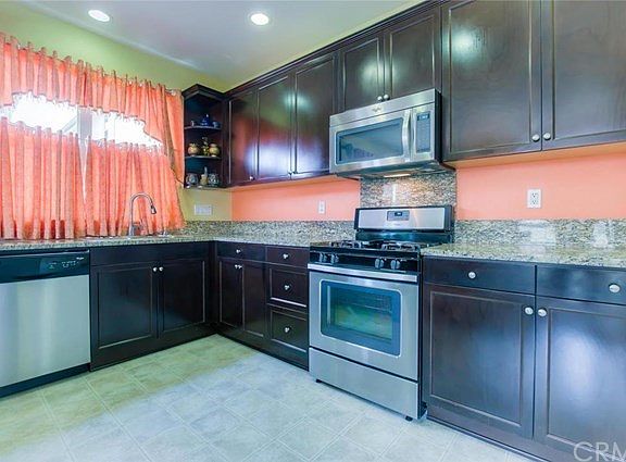 4th image of 12026 Acadia Ct