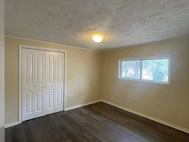 1116 N Lake Dr — Photo 10