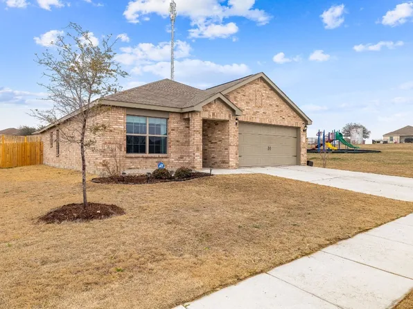 111 Saloon Cv E, Newark, TX 76071