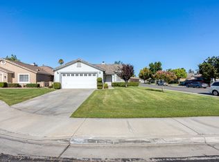 5001 Rogue Water Ct, Bakersfield, CA 93313