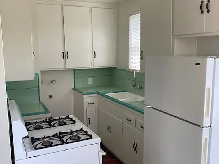 2315 Terrace Way — Photo 7
