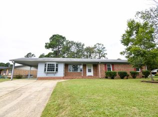 5149 Wichita Dr, Fayetteville, NC 28303