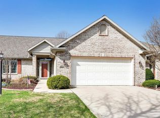 439 Woodfield Dr, Green Bay, WI 54313