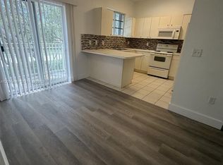 2720 NE 3rd Dr Unit 202, Homestead, FL 33033