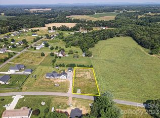 151 Rabbit Hwy, Harmony, NC 28634