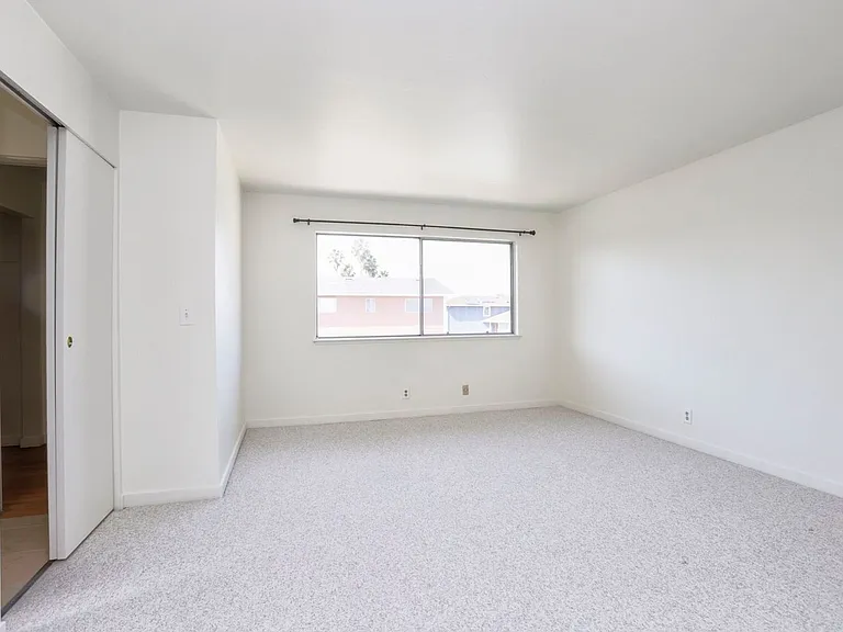 330 Sea Horse Ct — Photo 16