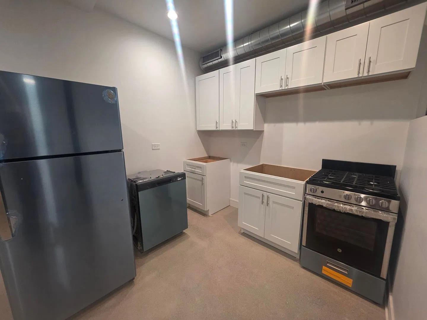 Studio, 1.0 bath, $1,600 — Photo 4