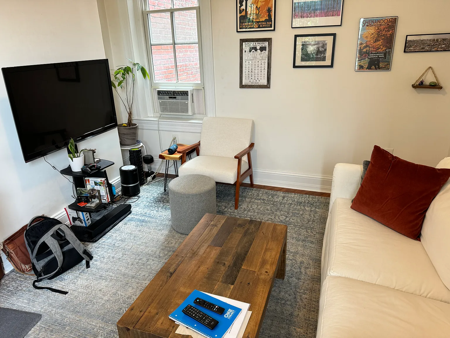 1 bed, 800 sqft, $2,300 — Photo 2