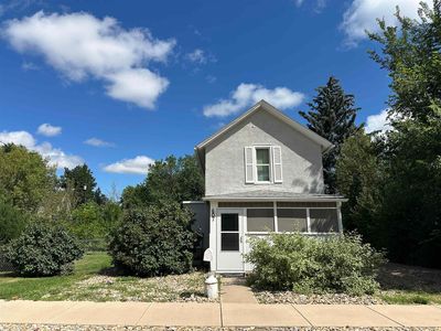 607 Jackson St, Belle Fourche, SD, 57717