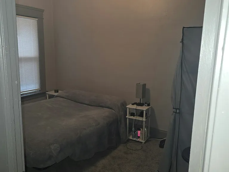 Downstairs bedroom 1