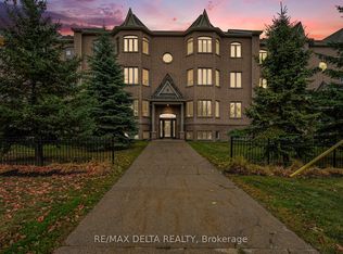 2086 Valin St #6, Ottawa, ON K4A0C1