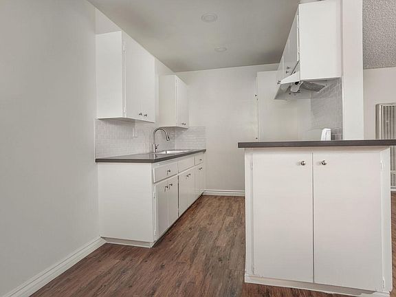 3rd image of 4747 Colfax Ave APT 2