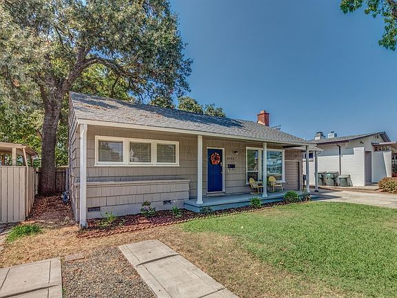 3rd image of 2433 Avalon Dr